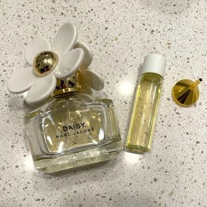 Marc Jacobs Daisy